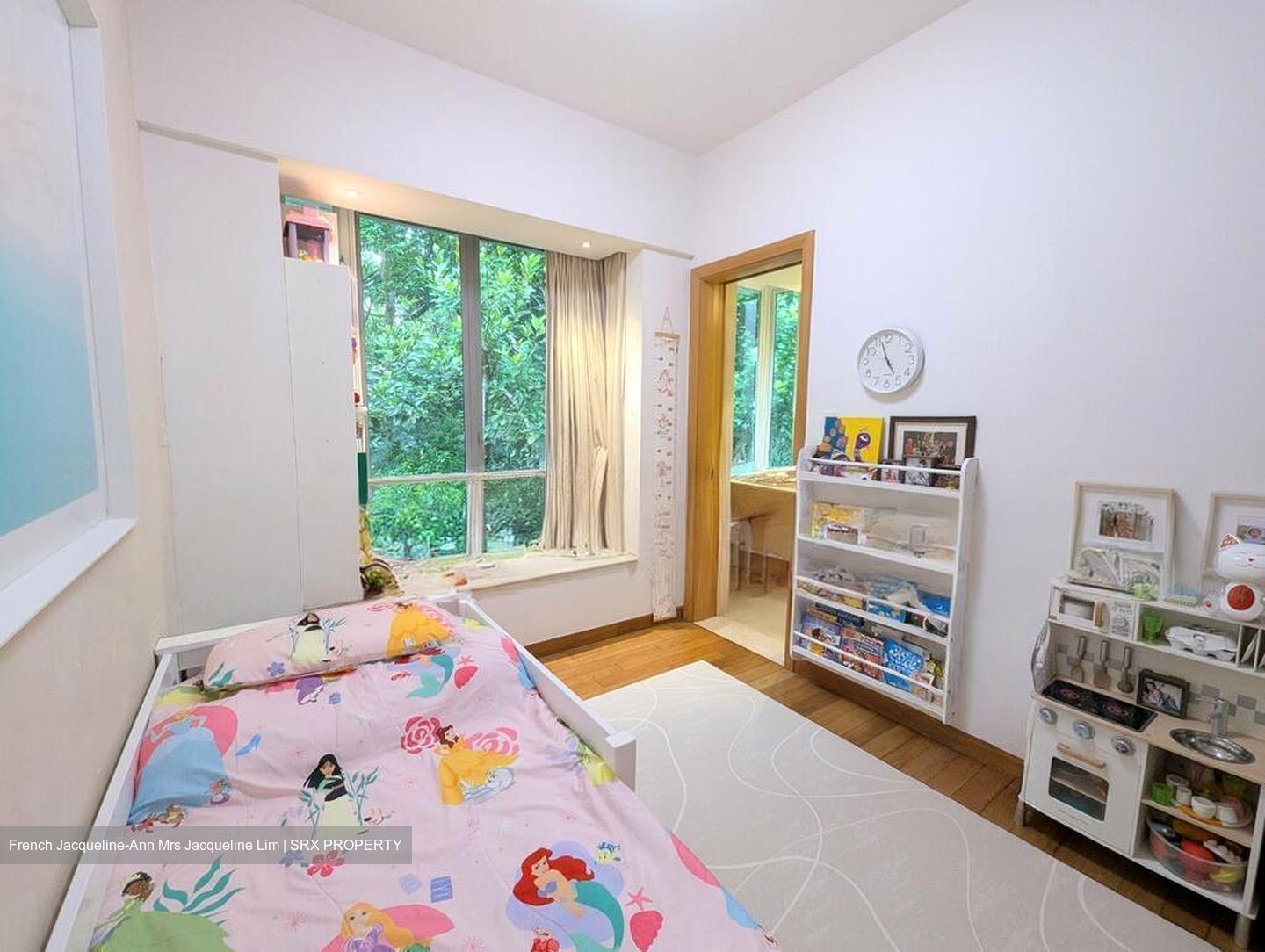Hillcrest Park (D11), Terrace #508571931